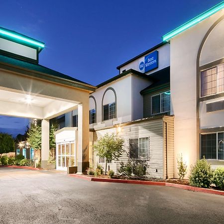 Best Western Woodland Inn Екстериор снимка