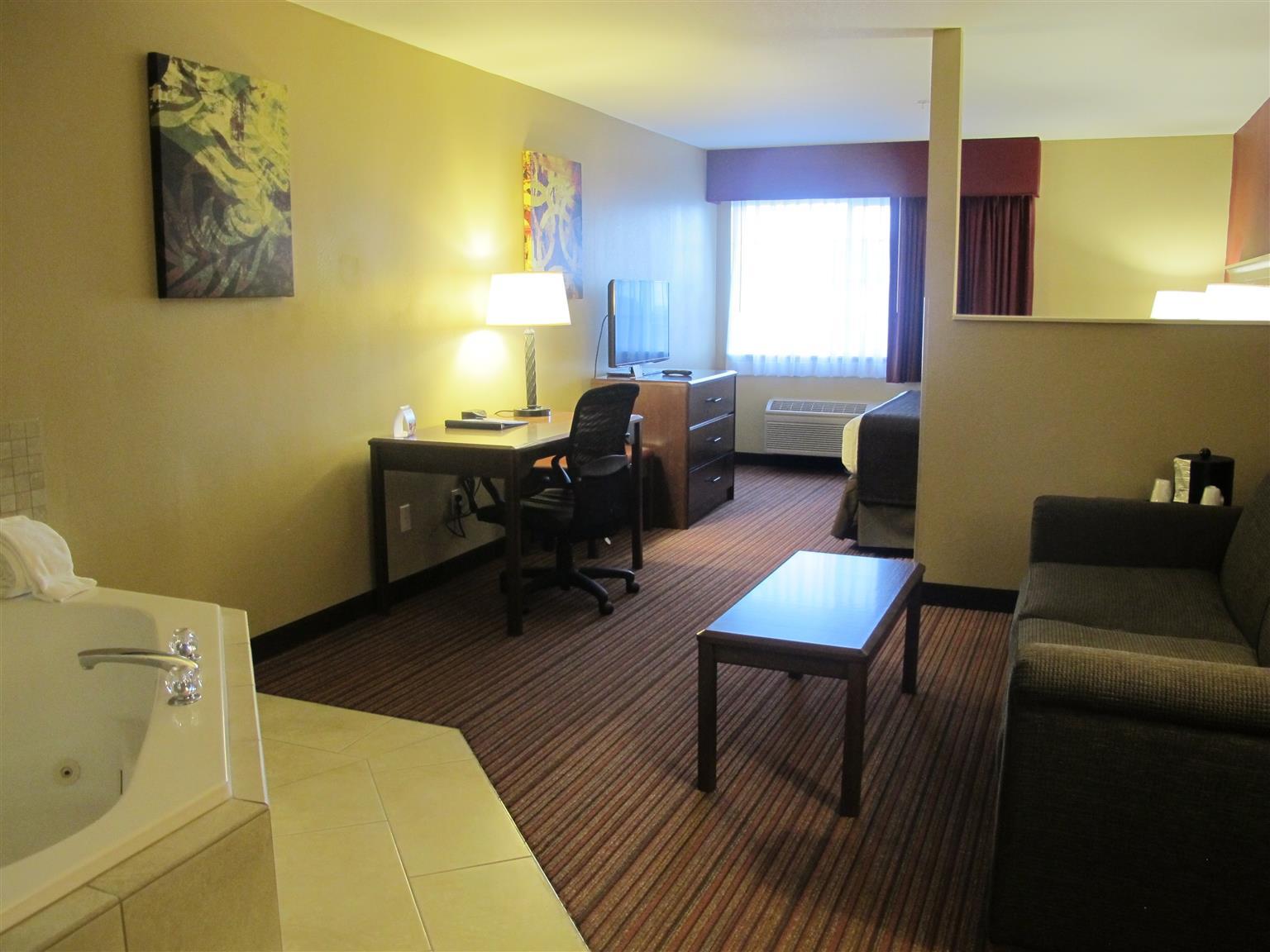 Best Western Woodland Inn Екстериор снимка