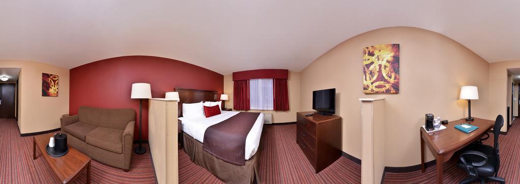 Best Western Woodland Inn Екстериор снимка
