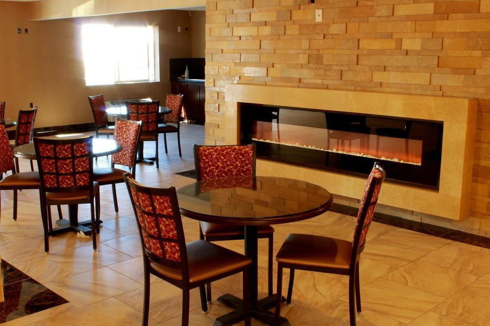 Best Western Woodland Inn Екстериор снимка